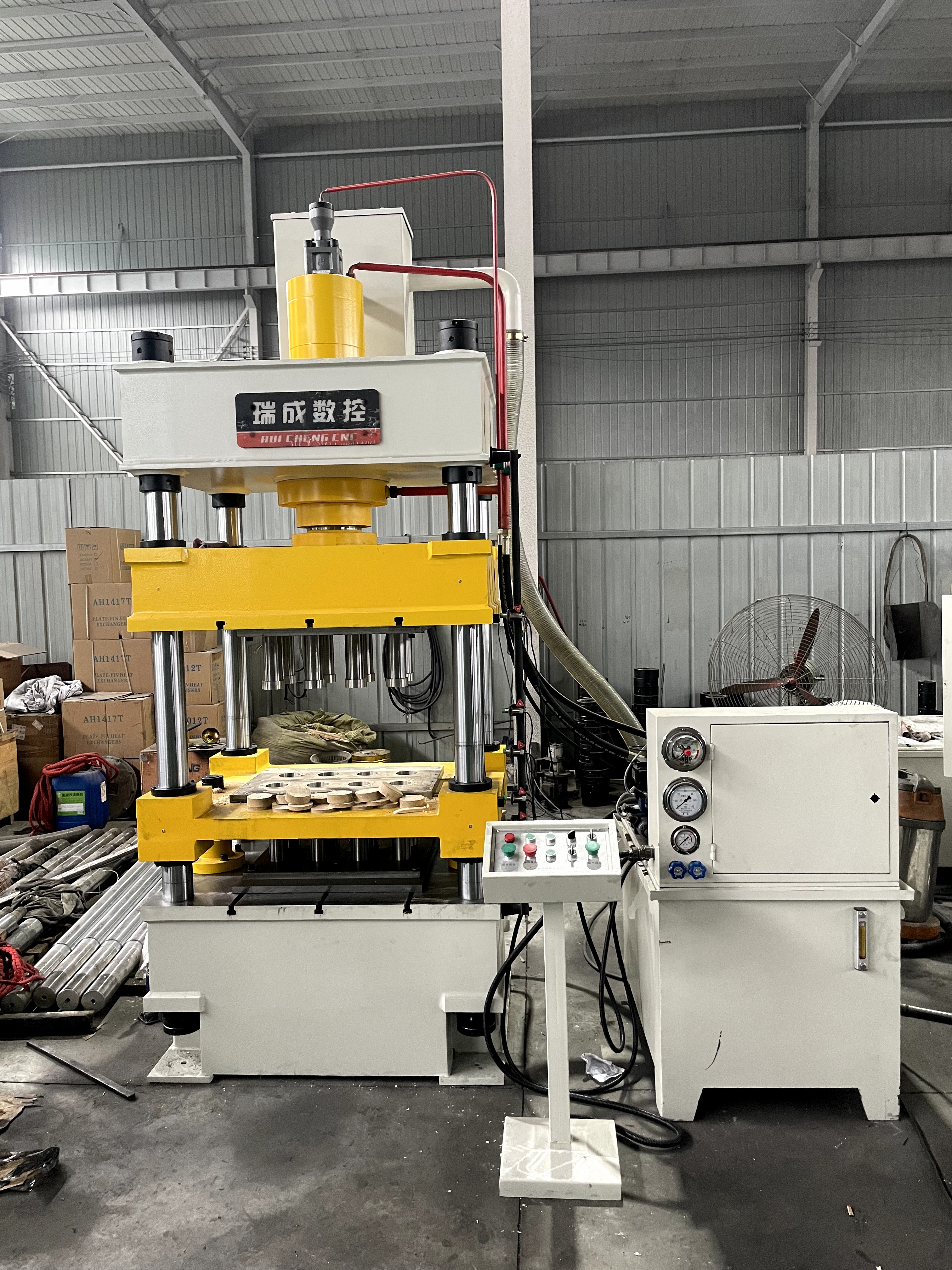 100T四梁四柱粉末成型液壓機