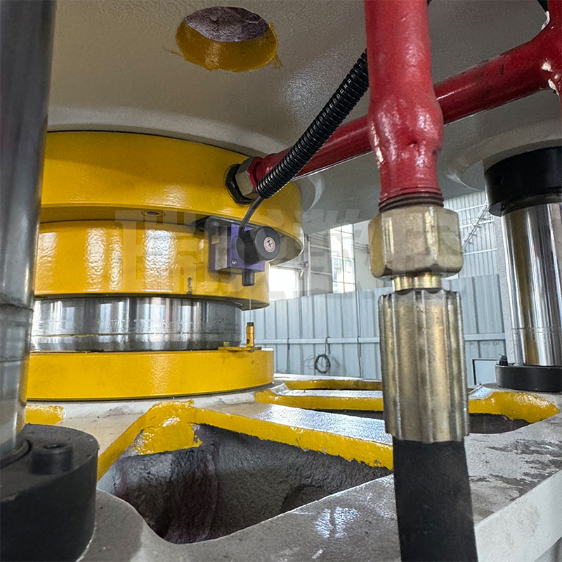 100噸金屬薄板拉伸成型液壓機液壓缸